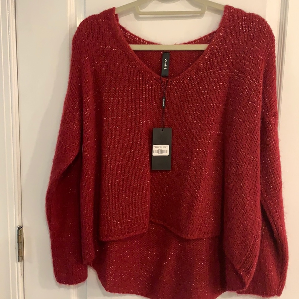 Brand new with tags gorgeous hi-lo Venti6 sweater.